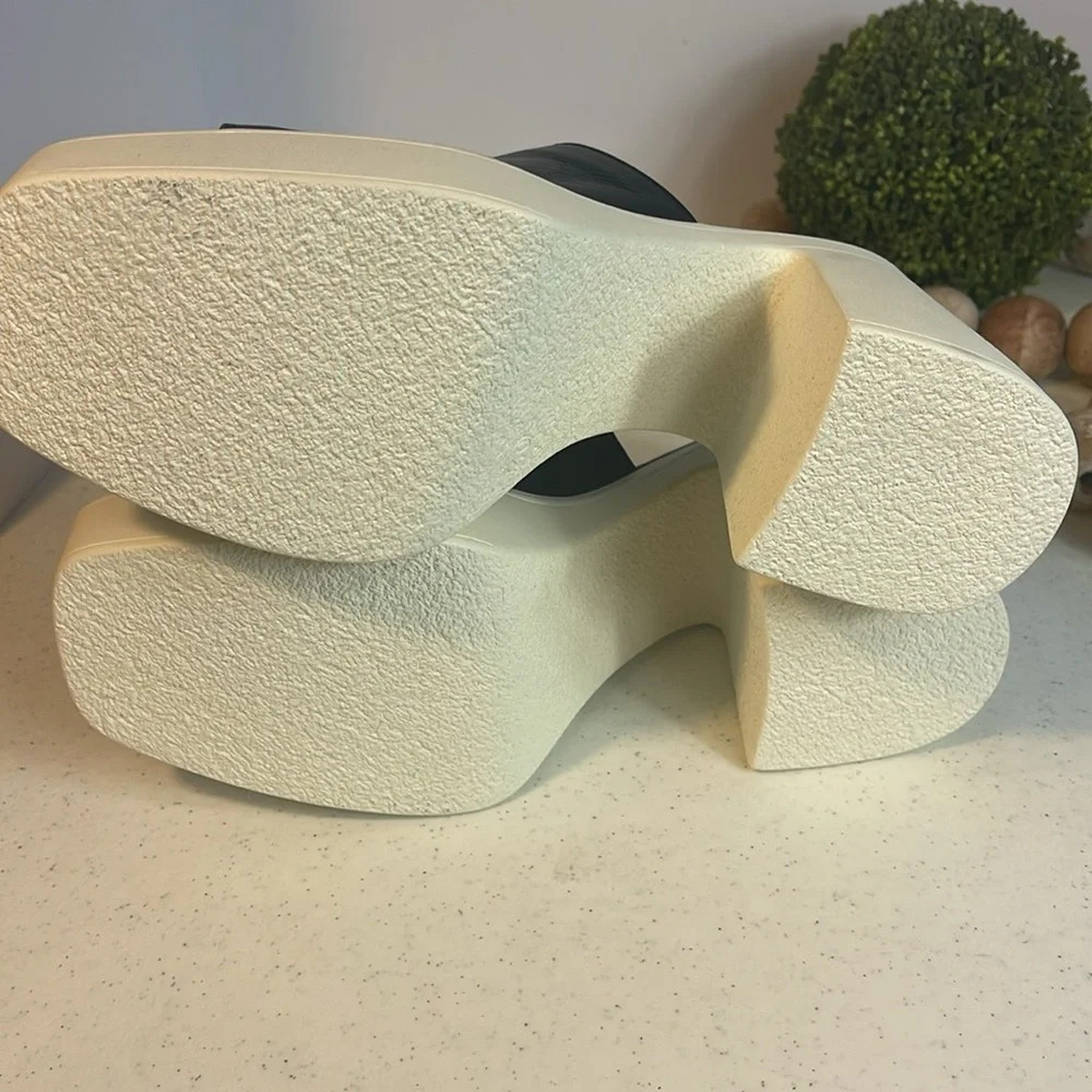 FREE PEOPLE 'Zoe' Platform Slide Sandal Sz 10/EU/40 Color Black/ White - Picture 7 of 11